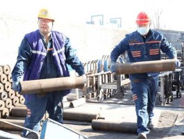 兖矿贴吧，跪求，在兖矿集团上班怎么样非地下作业员工，福利待遇怎么样啊，工作环境怎么样啊领导如何内部员工回答？