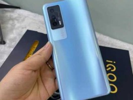 vivo iqoo？iqoo和vivo哪个质量好？