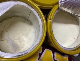 奶粉团网站（奶粉结块是什么原因？）