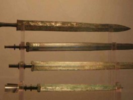 青铜剑，最早使用青铜剑的国家？