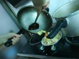 林艳，余林艳名字有什么意义？