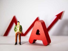 股市现在还能进吗（股市现在可以进入吗）