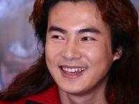 于波 于波在外太空的莫扎特饰演的谁？