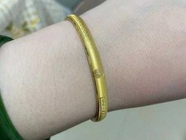 老凤祥黄金项链款式 老凤祥40克金手镯大约多少钱？