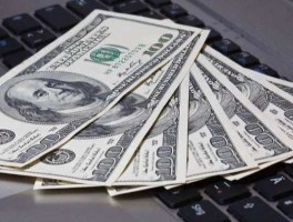 不出国可以去银行换美元吗（不出国可以去银行换美元吗现在）