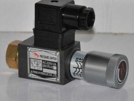 亚威，亚威数控冲床压力继电器是什么？