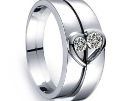 情侣钻石对戒（钻石戒指价格多少？花多少钱买钻石戒指合适？）