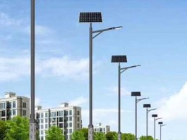 太阳能路灯多少钱一套带杆（6米太阳能路灯多少钱一套）