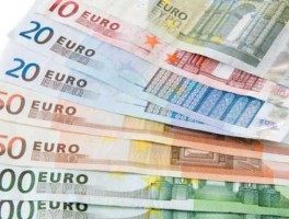 人民币兑欧元是升值还是贬值？请问“欧元兑美元走高”是什么意思？