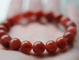 凉山南红（四川·南红和保山·南红有什么本质上的区别？）