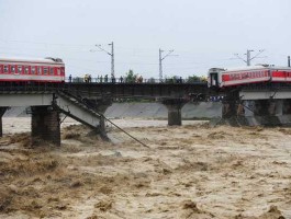 宝成线？宝成线列车坠河事故的损伤情况？