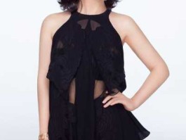 闫妮复古写真曝光？童星长大后一般都不会红吗？