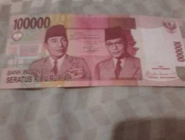 马来西亚货币（马来西亚的货币是纸的还是塑料的？）