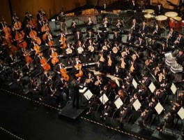 乐曲 介绍一下中外著名且好听的交响乐三十首左右？