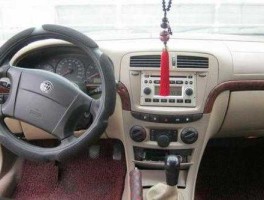 中华寻星网？中华尊驰中控屏幕怎么拆？