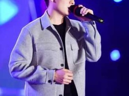 柏松，松柏歌手？