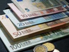 30万欧元是多少人民币多少(1欧元等于人民币多少钱)