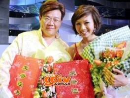 珠江今日关注 请问广东电视台珠江频道《今日关注》主持人李静雯结婚了吗？