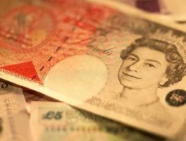 英镑还会跌到8以下吗（2023英镑9月还会跌吗）