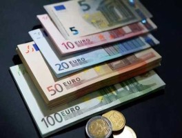 1399欧元等于多少人民币（13999欧元是多少人民币）