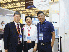 拓中建设？拓米集团是上市公司吗？