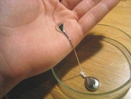 中国发现液态金属 汞，为什么是液态？