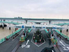宁波杭州湾跨海大桥？嘉兴——杭州湾跨海大桥？