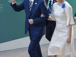 安倍晋三25日访华（安倍的老婆多少岁？）