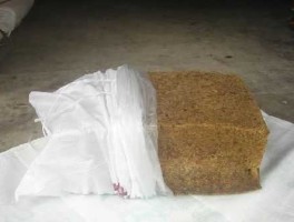 天然橡胶价格？天然橡胶与20号胶哪一个贵？