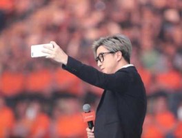 f40 金立智能手机怎么设置锁屏壁纸？